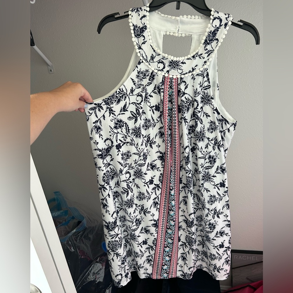 White pattern dress